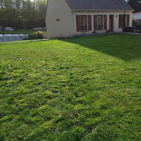 Agréable maison de campagne Le Mesnil-Theribus Extérieur photo