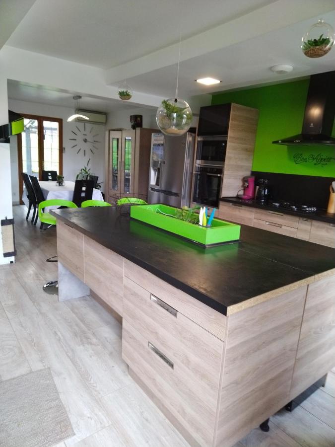 Agréable maison de campagne Le Mesnil-Theribus Extérieur photo