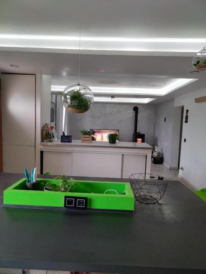Agréable maison de campagne Le Mesnil-Theribus Extérieur photo